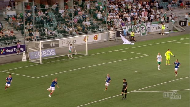 A beautiful lobbed goal in the Norwegian League